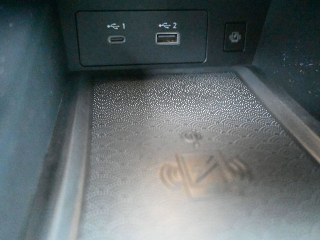 Used 2023 INFINITI QX60 Sensory w/ Cargo Package image 17