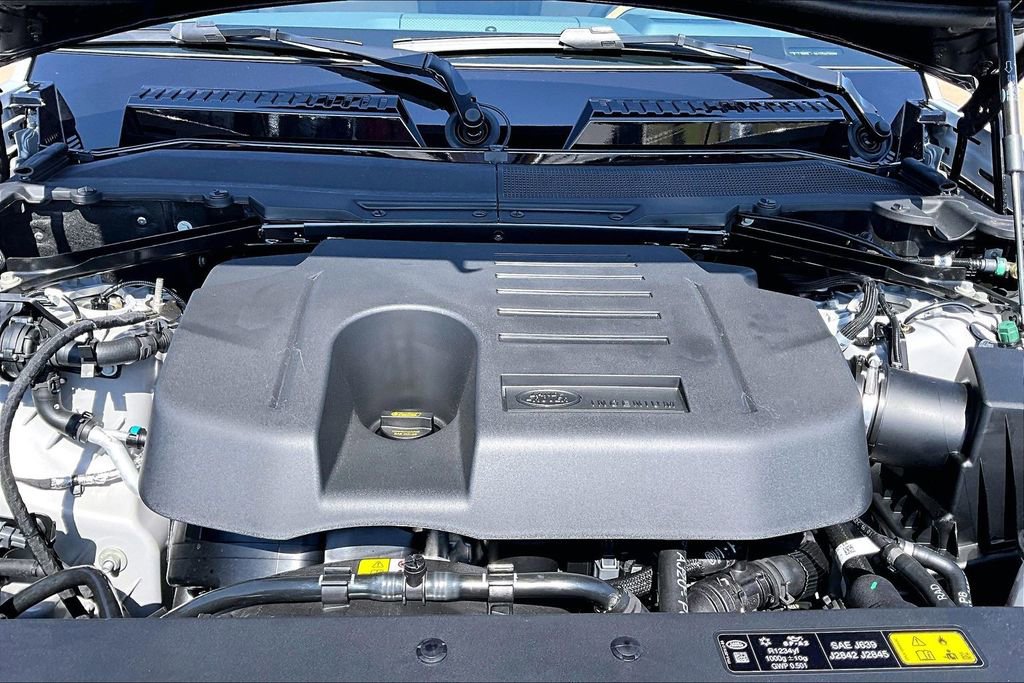New 2026 Land Rover Defender 110 X AWD/4WD image 11