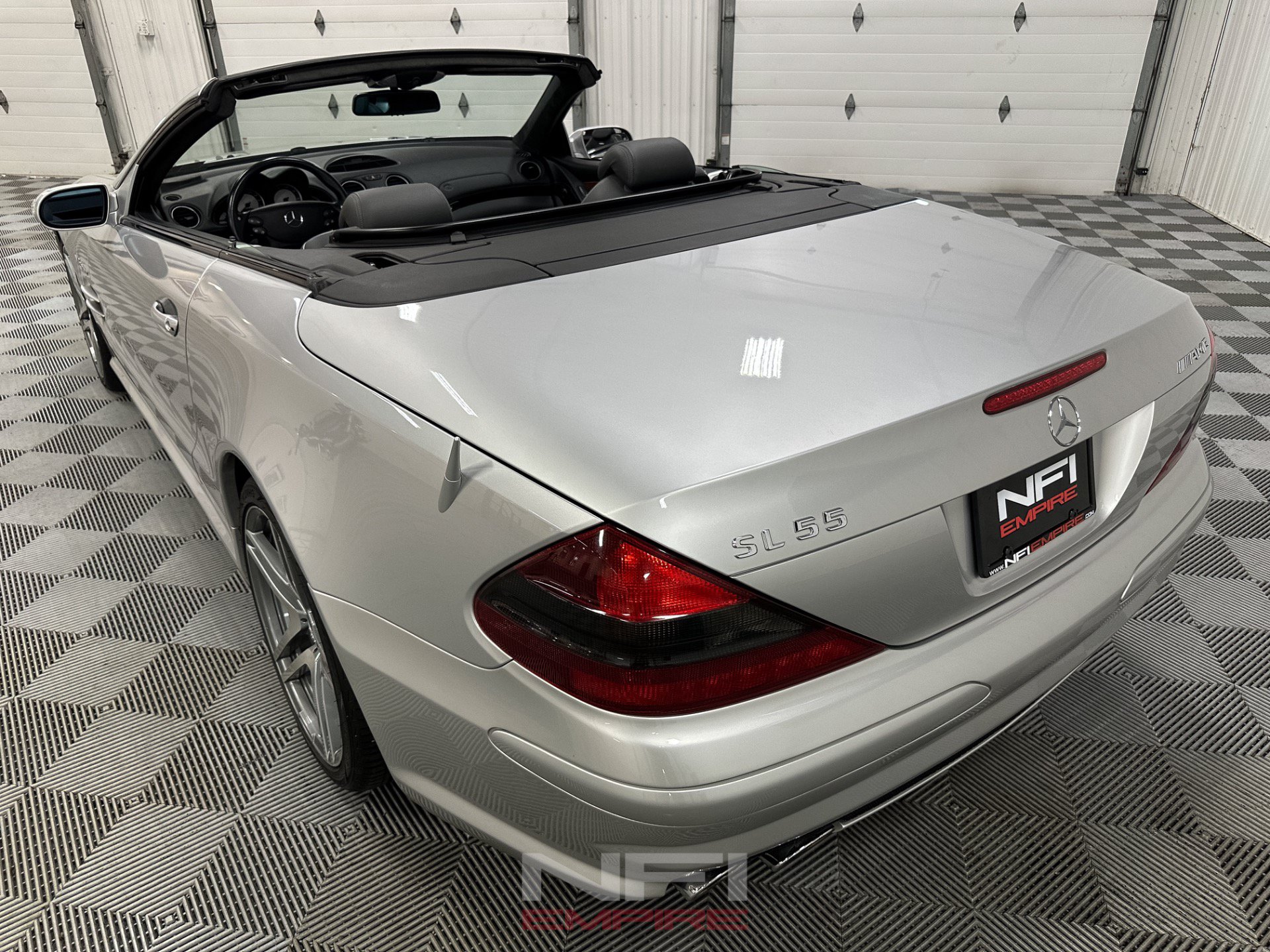 Used 2005 Mercedes-Benz SL 55 AMG image 11