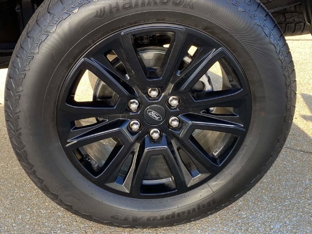 Certified 2026 Ford F150 Platinum AWD/4WD image 8