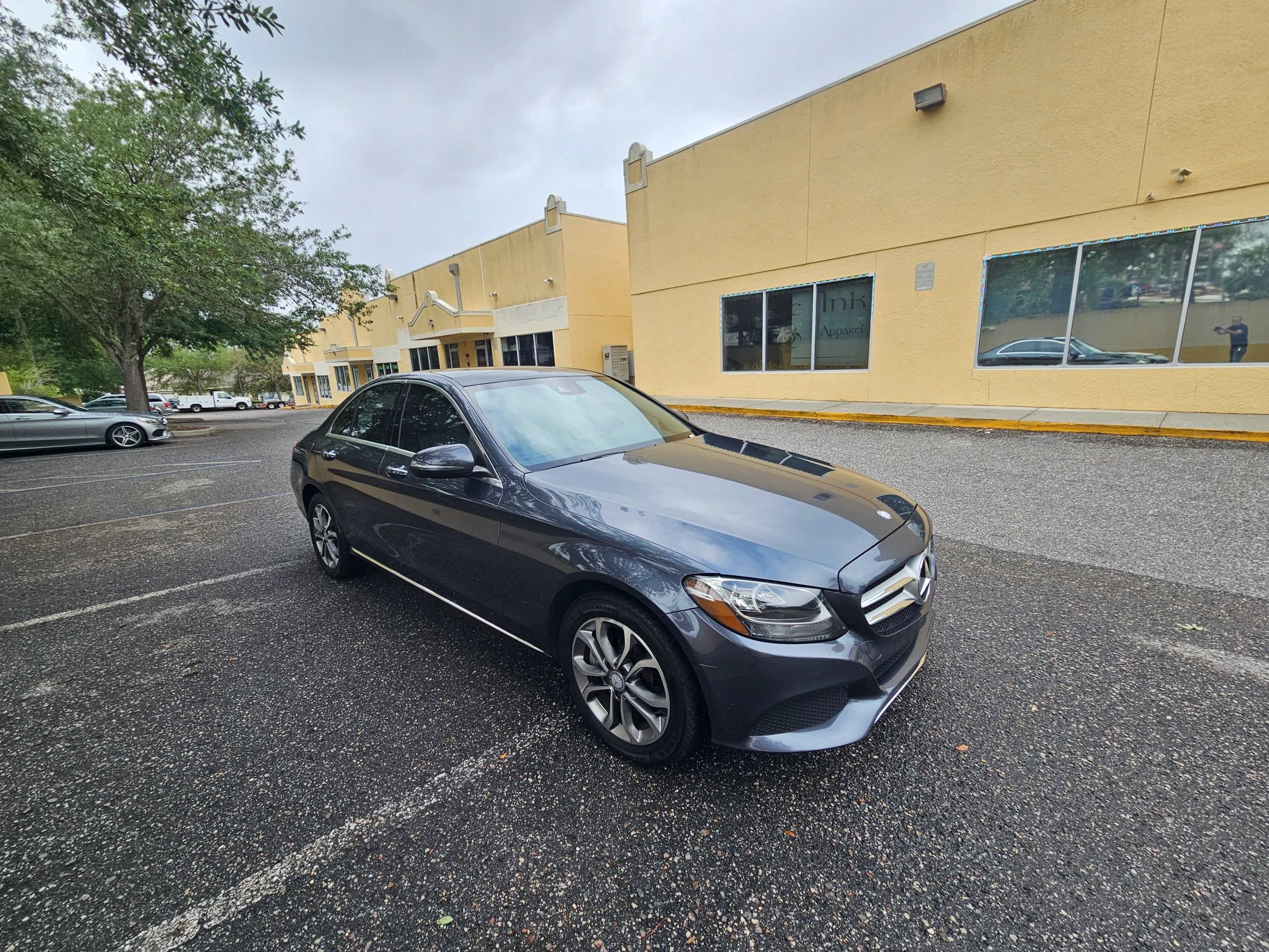 Used 2016 Mercedes-Benz C 300 4MATIC Sedan image 6