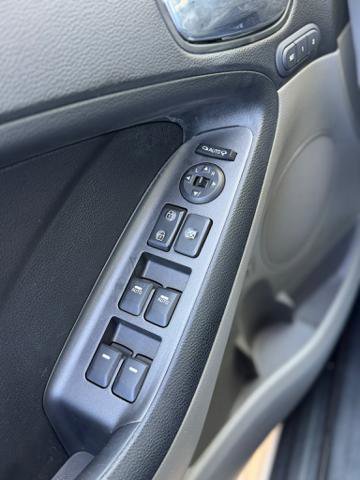 Used 2014 Kia Forte EX w/ Premium Package FWD image 21