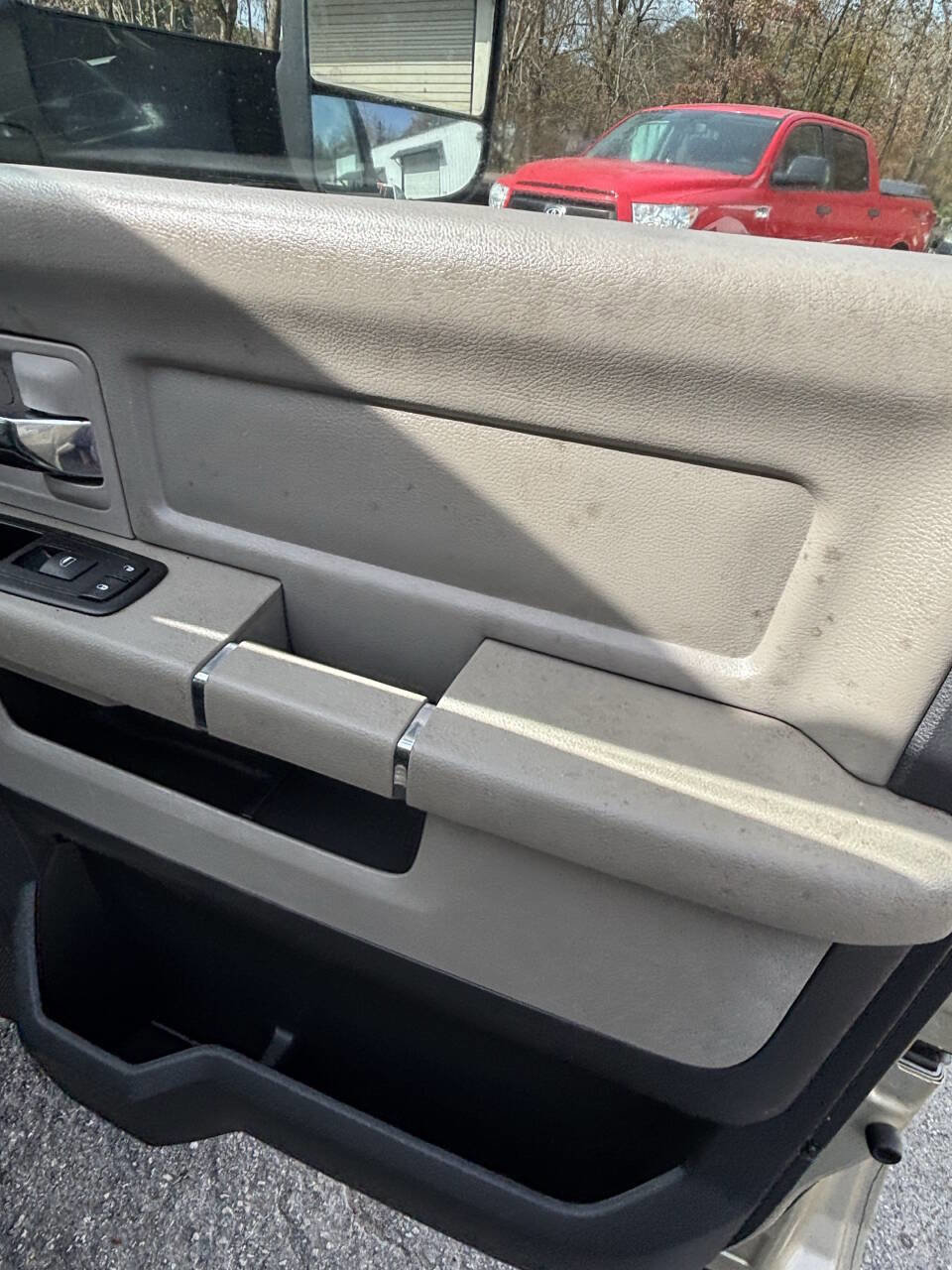 Used 2011 RAM 3500 Big Horn image 12