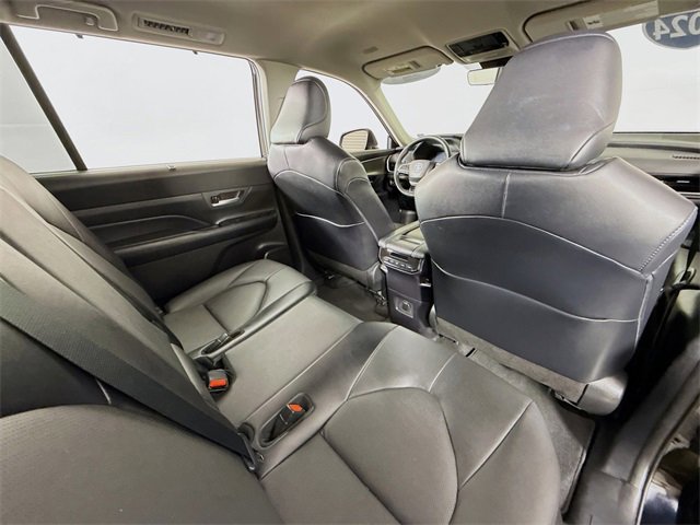 Used 2024 Toyota Grand Highlander XLE image 29