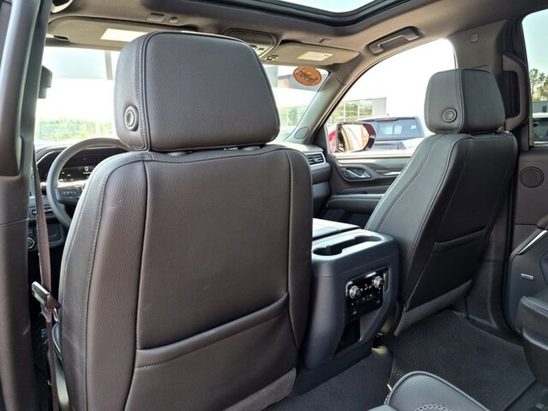 Used 2024 GMC Yukon Denali image 15