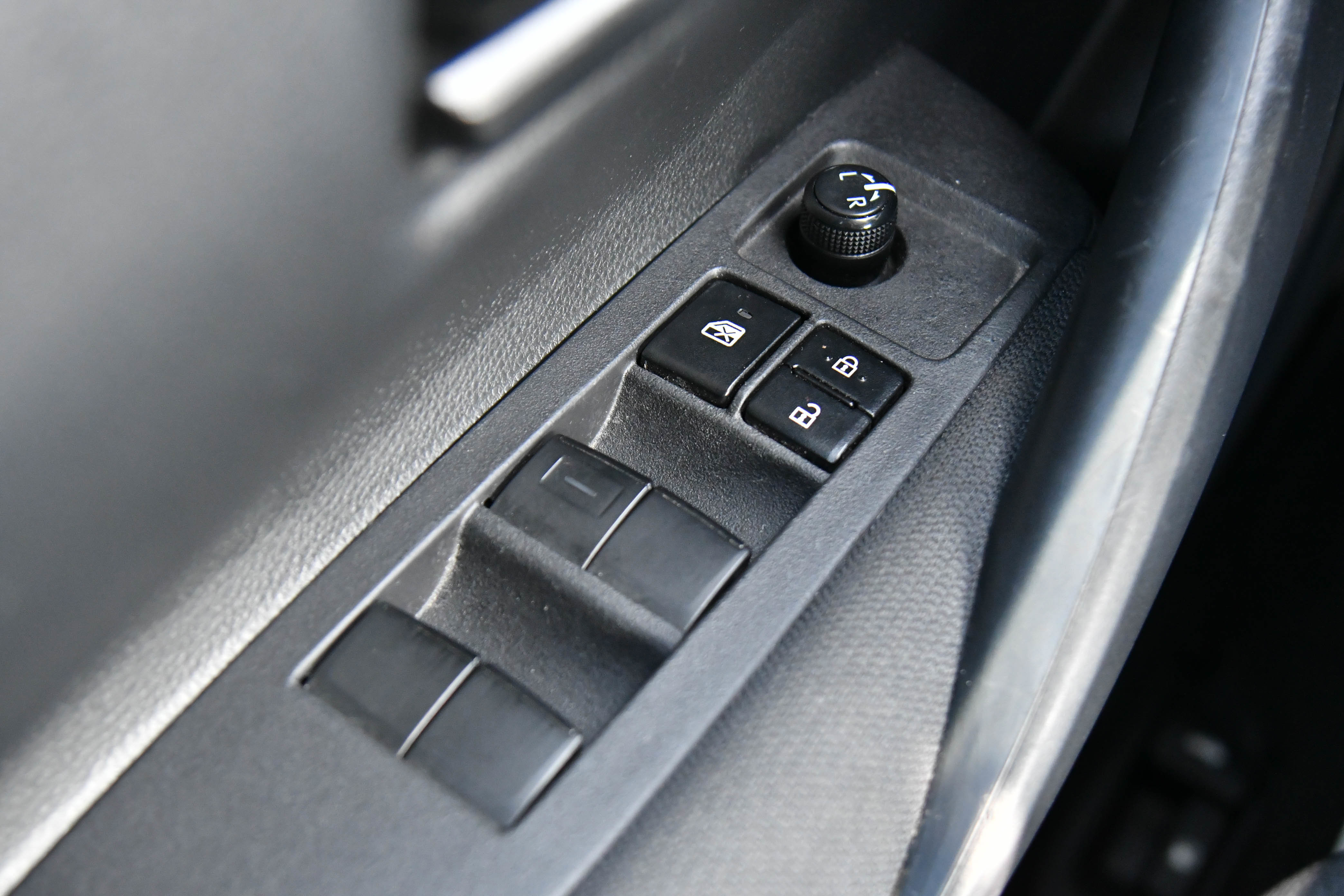 Used 2024 Toyota Corolla LE image 32