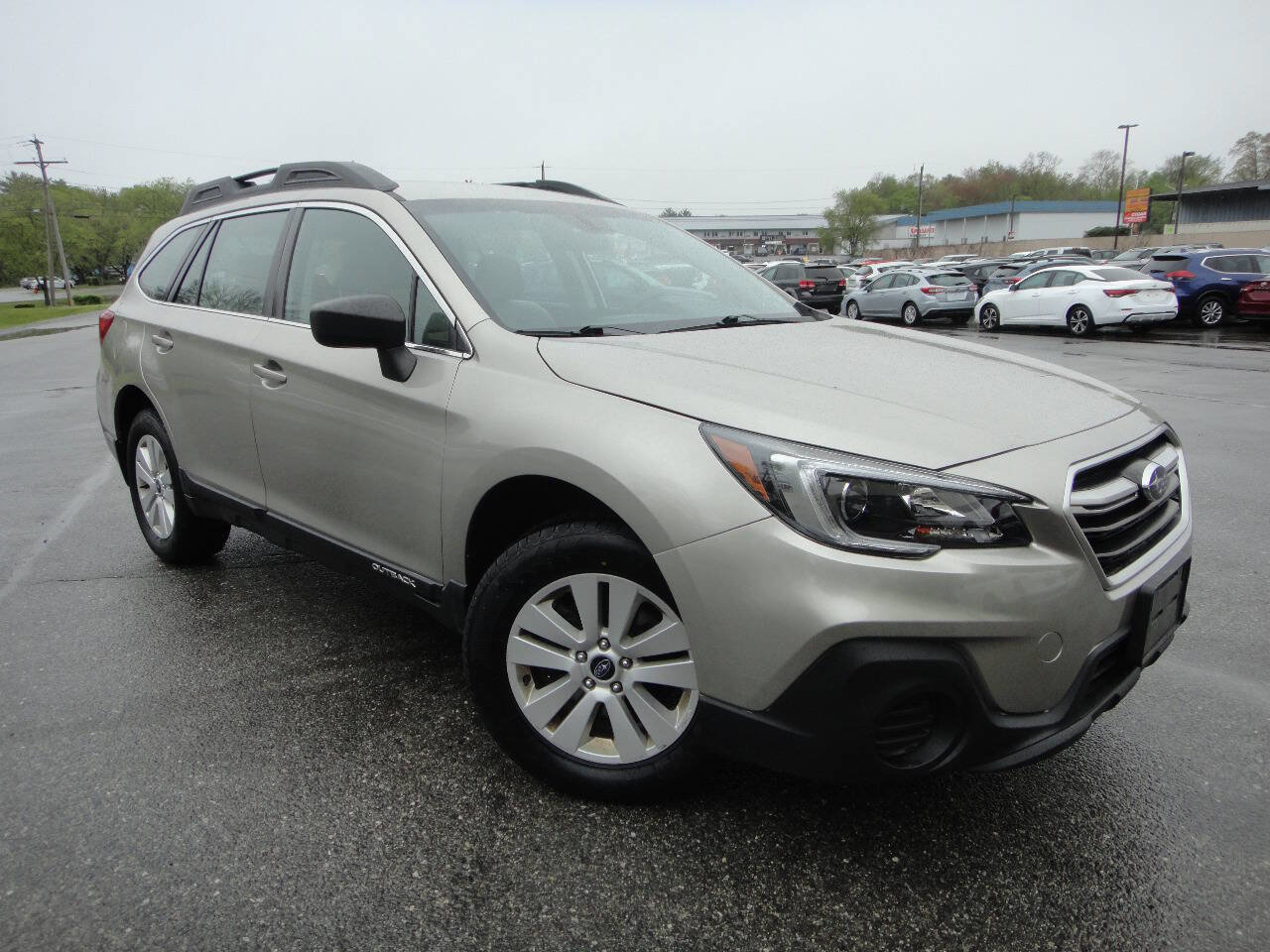 Used 2019 Subaru Outback 2.5i AWD/4WD image 3
