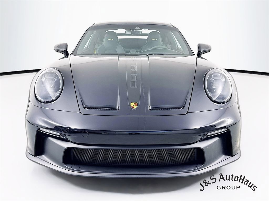 Used 2022 Porsche 911 GT3 RWD image 2