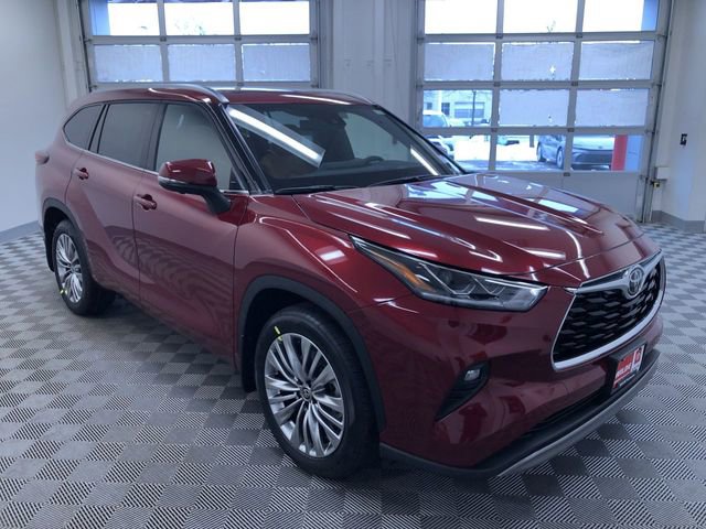 New 2026 Toyota Highlander Platinum image 37