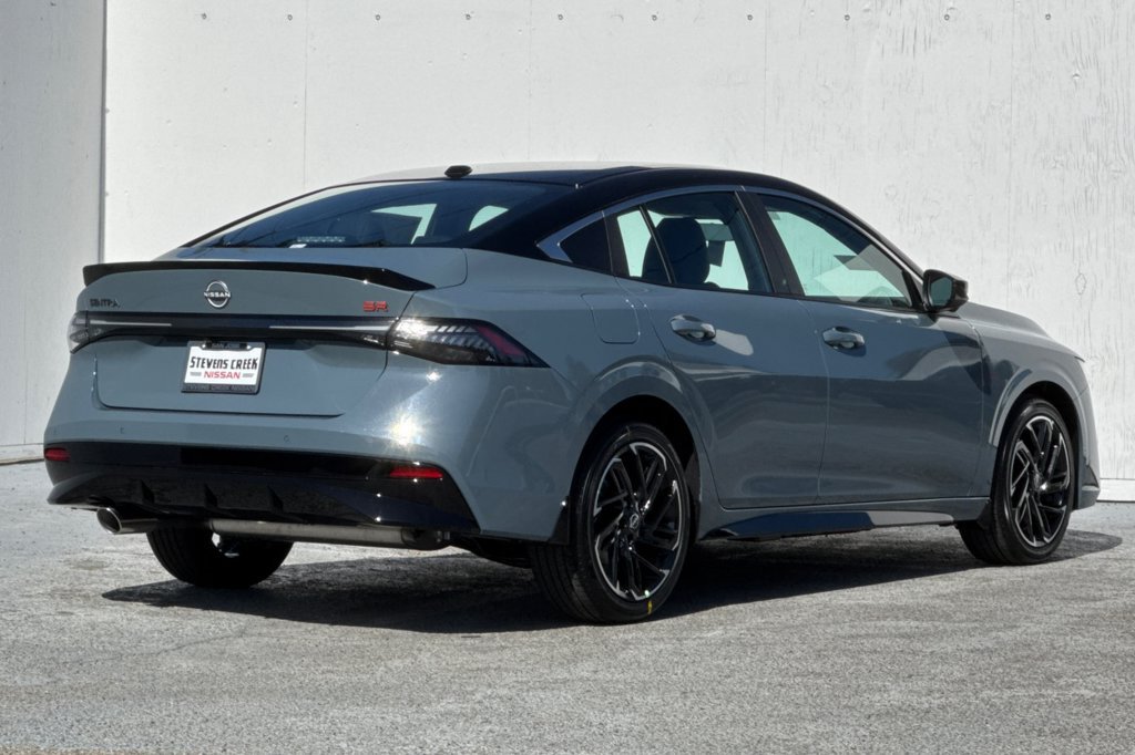 New 2026 Nissan Sentra SR w/ SR Premium Package FWD image 4