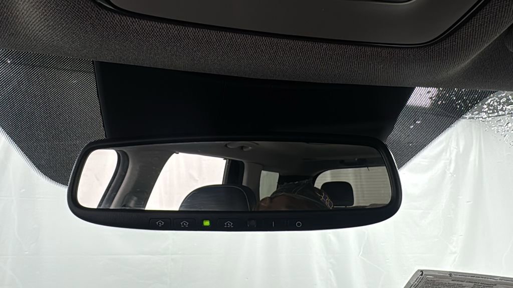 Used 2022 Hyundai Palisade Limited w/ Winter Package image 33