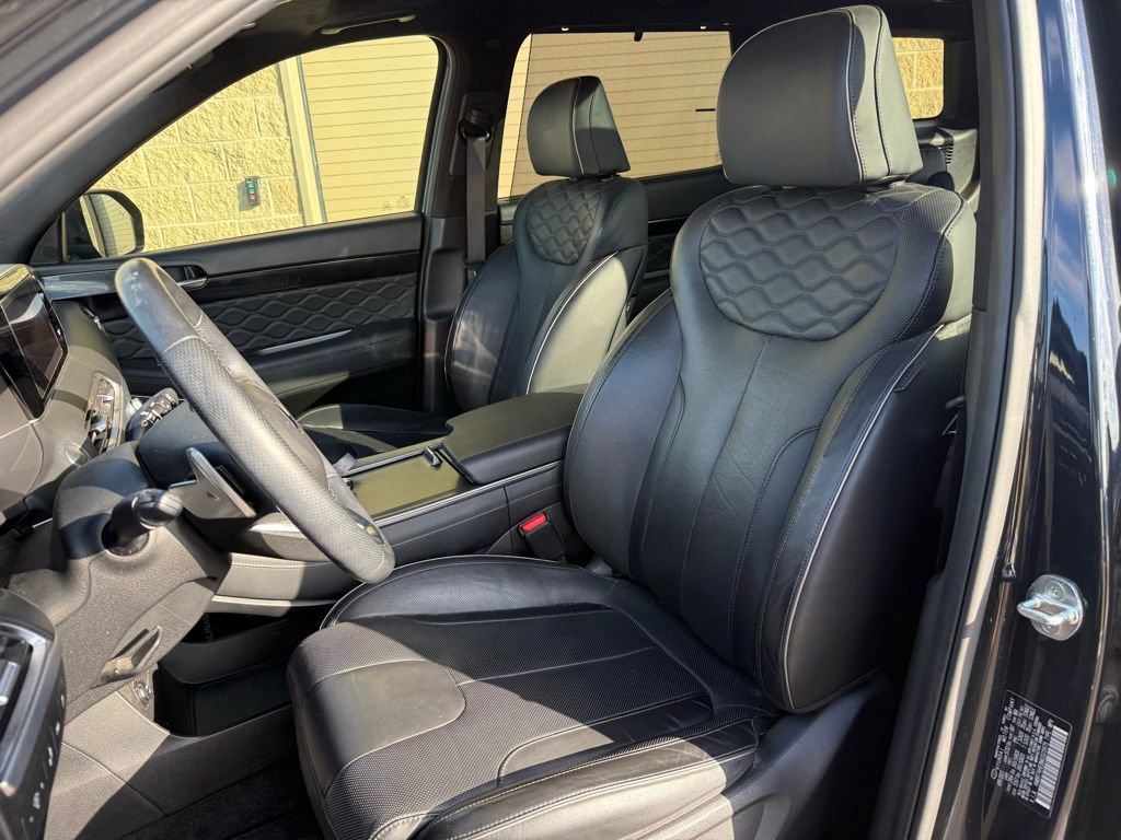 Used 2021 Hyundai Palisade Calligraphy image 10