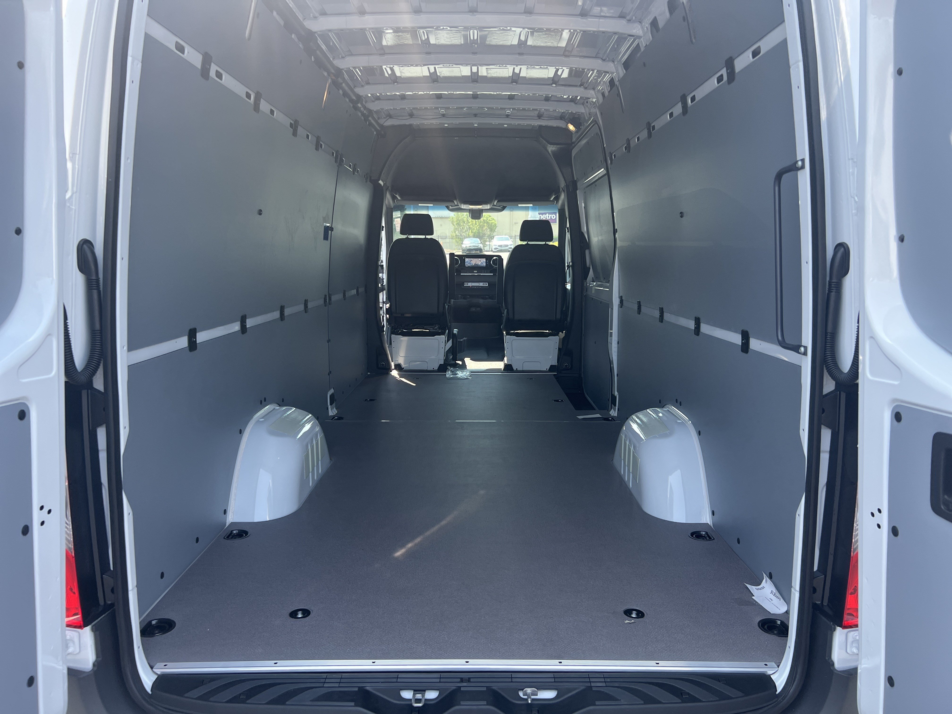 New 2026 Mercedes-Benz Sprinter 2500 image 33