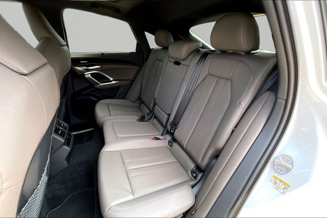Used 2025 Audi Q5 Premium Plus w/ Premium Plus AWD/4WD image 28