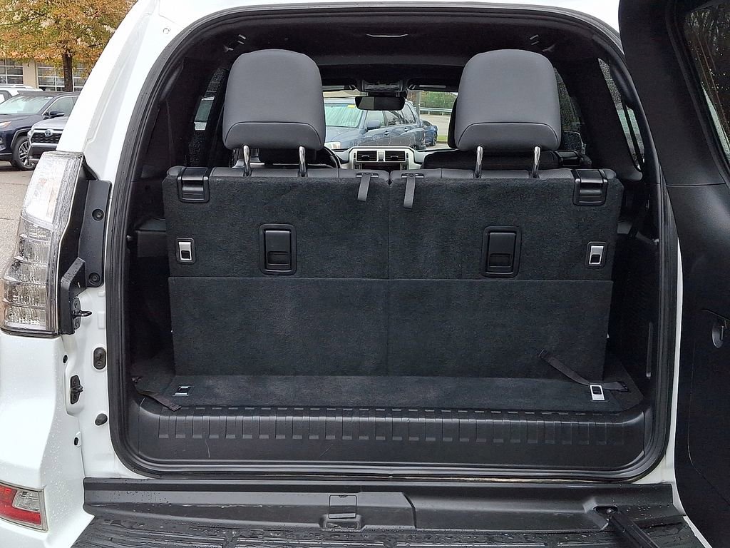 Used 2021 Lexus GX 460 Premium w/ Premium Package image 33