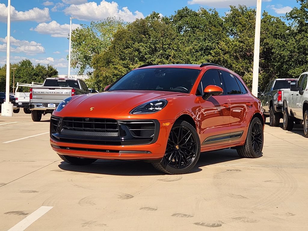 Used 2022 Porsche Macan GTS AWD/4WD image 3