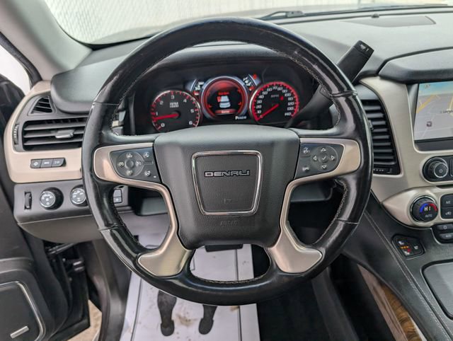 Used 2015 GMC Yukon Denali w/ Touring Package image 12