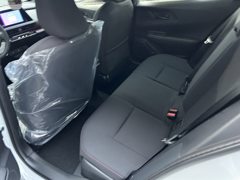 New 2026 Toyota Prius Plug-In Hybrid FWD image 11