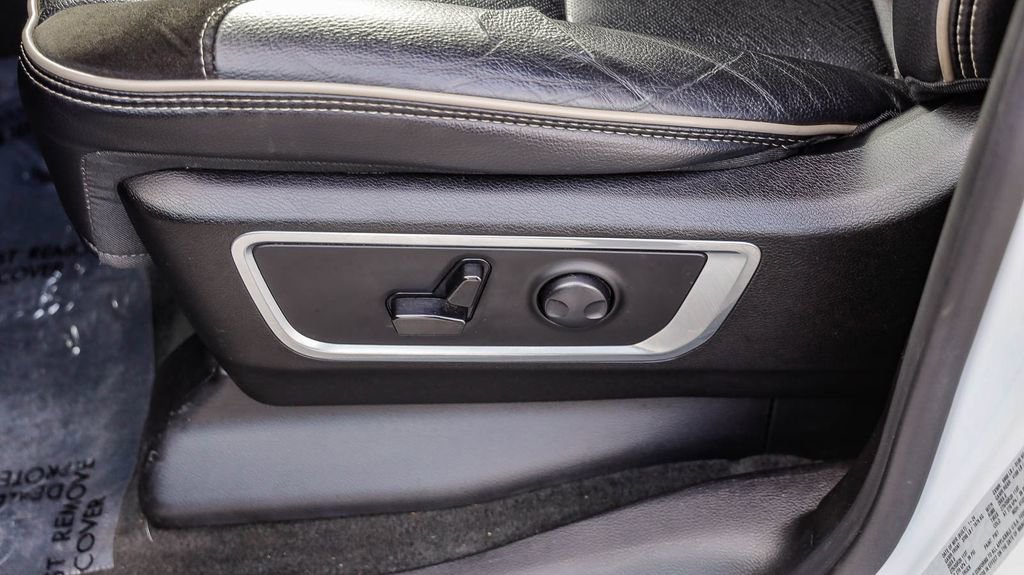 Used 2024 RAM 1500 Laramie RWD image 24