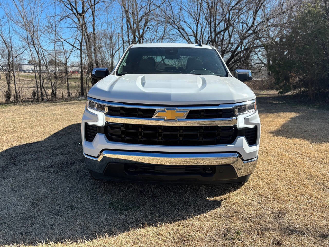 Used 2025 Chevrolet Silverado 1500 LT image 2
