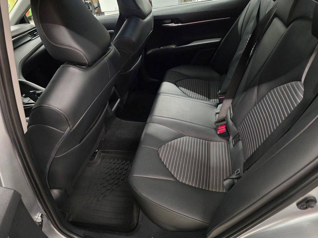 Used 2023 Toyota Camry SE FWD image 31