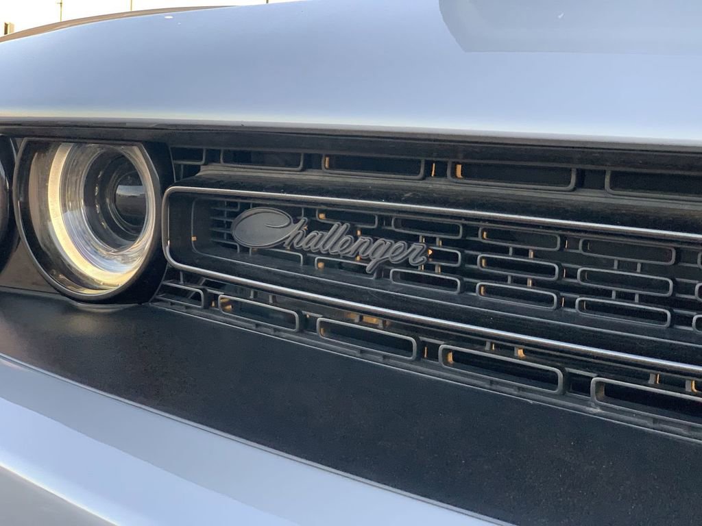 Used 2022 Dodge Challenger SXT w/ Blacktop Package image 29