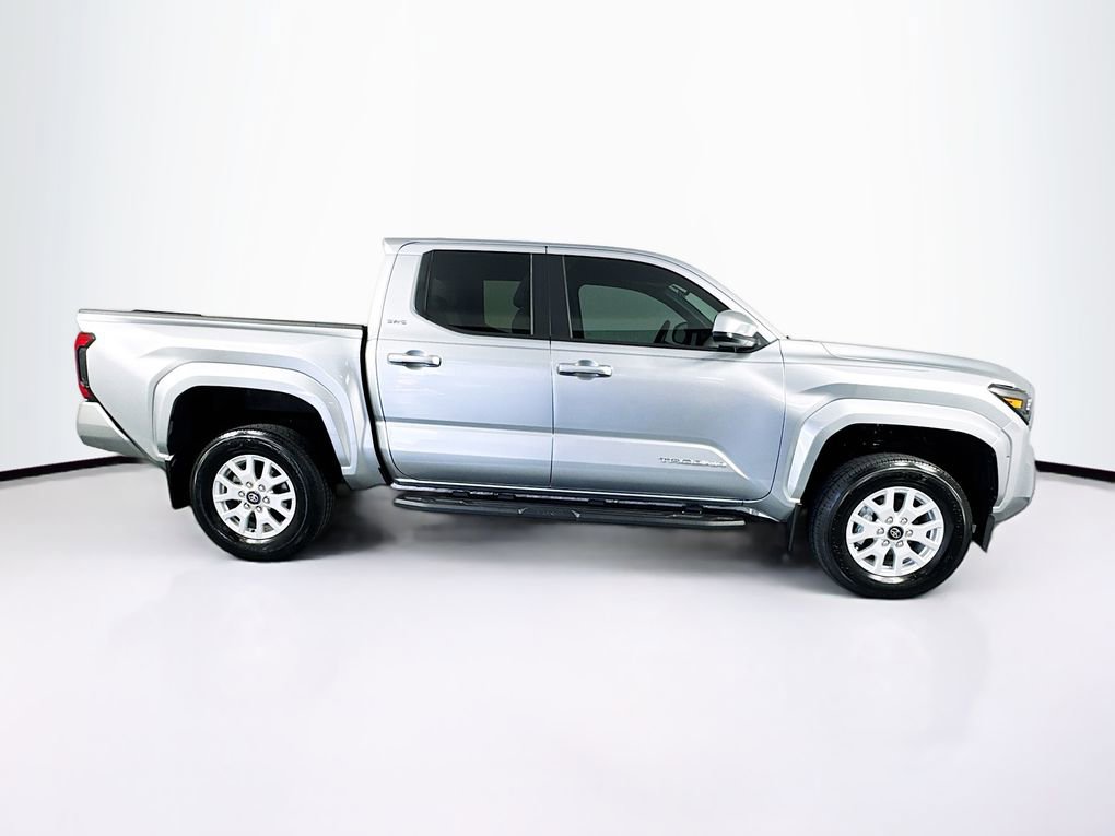Used 2024 Toyota Tacoma SR5 RWD image 11