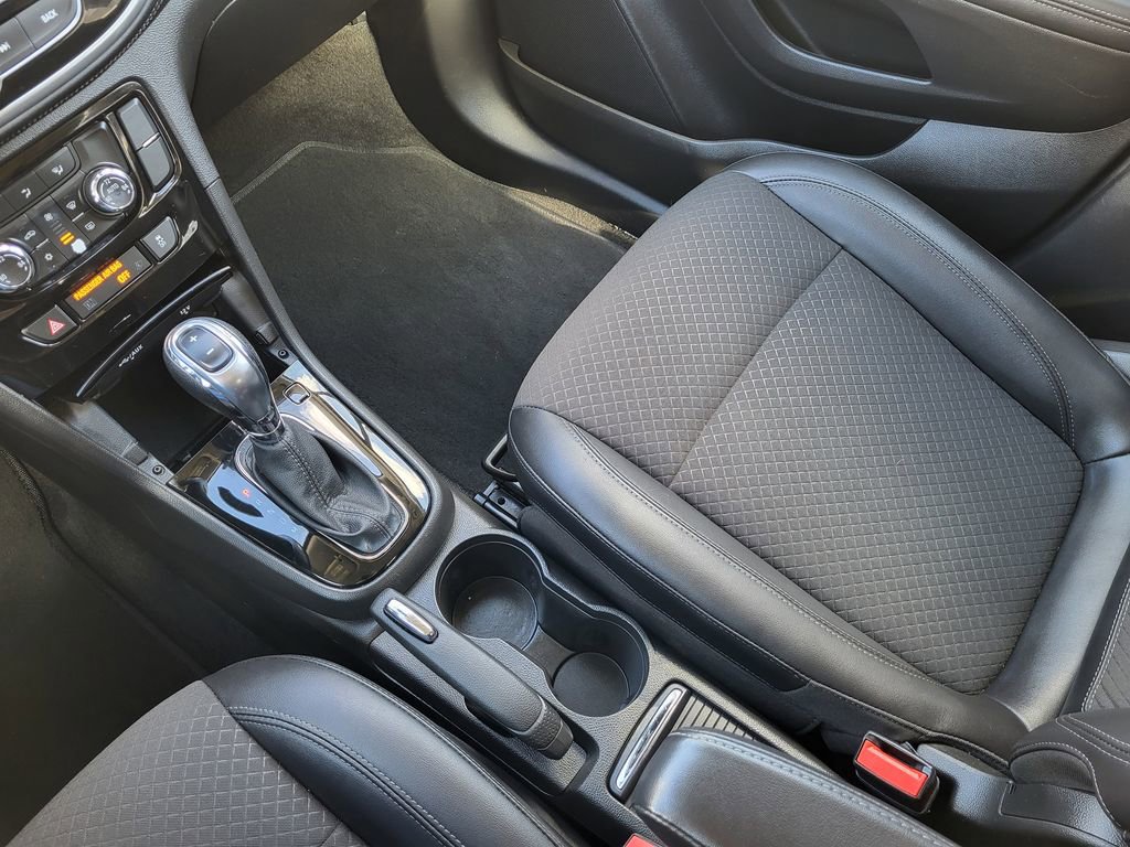 Used 2018 Buick Encore Preferred image 16