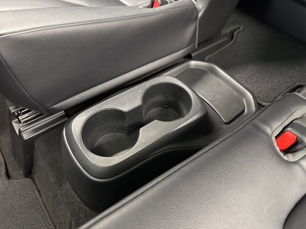 Used 2023 Toyota Highlander XLE image 41