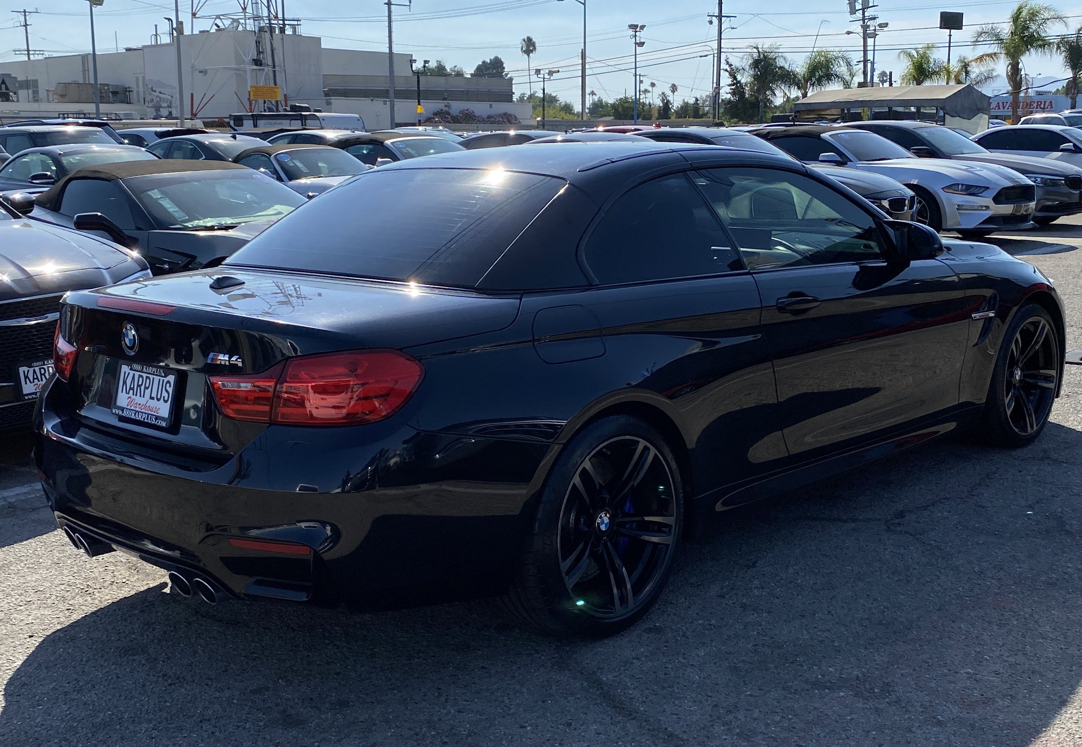 Used 2017 BMW M4 image 6