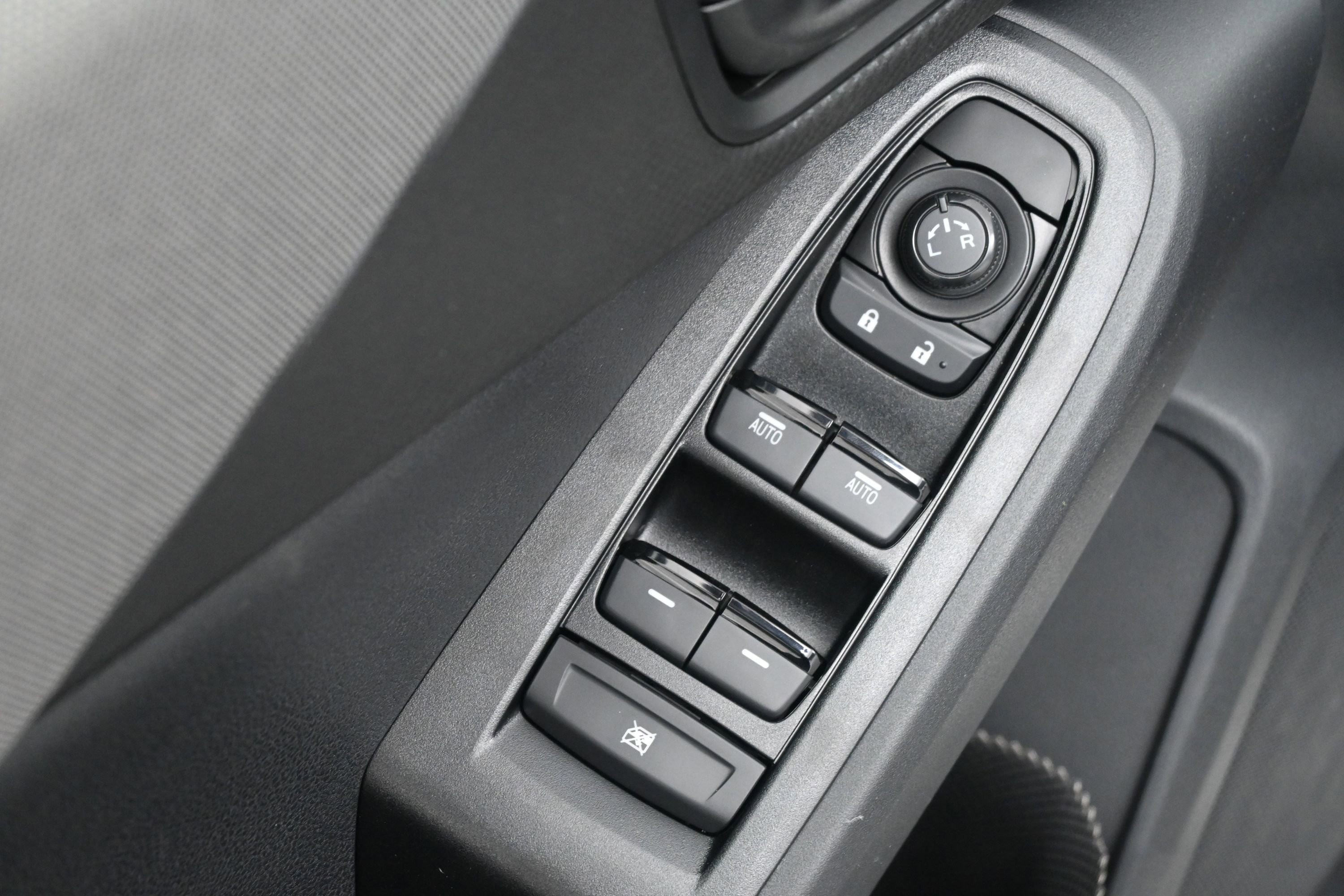 New 2026 Subaru Crosstrek 2.0i Premium AWD/4WD image 19