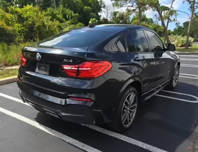 Used 2018 BMW X4 xDrive28i AWD/4WD image 3
