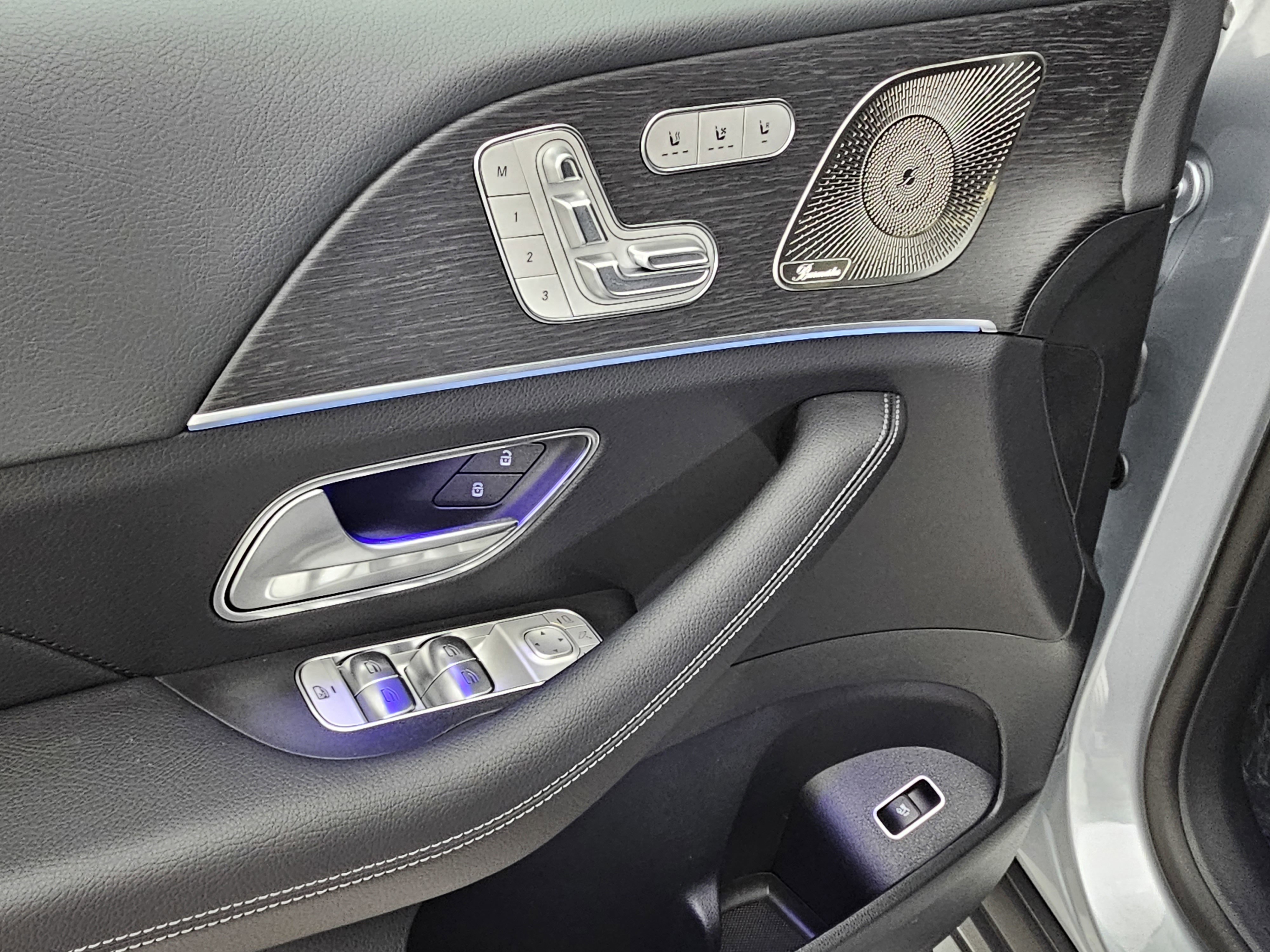 New 2026 Mercedes-Benz GLE 450 4MATIC Coupe image 11