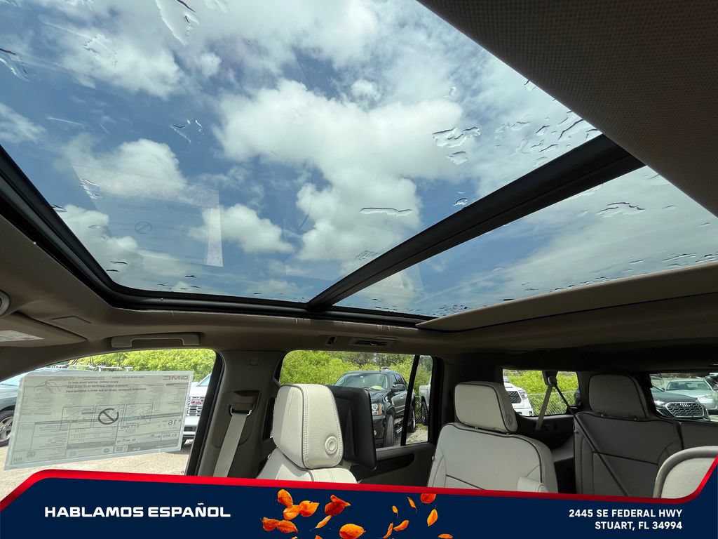 New 2026 GMC Yukon XL Denali w/ Denali Reserve Package AWD/4WD image 36