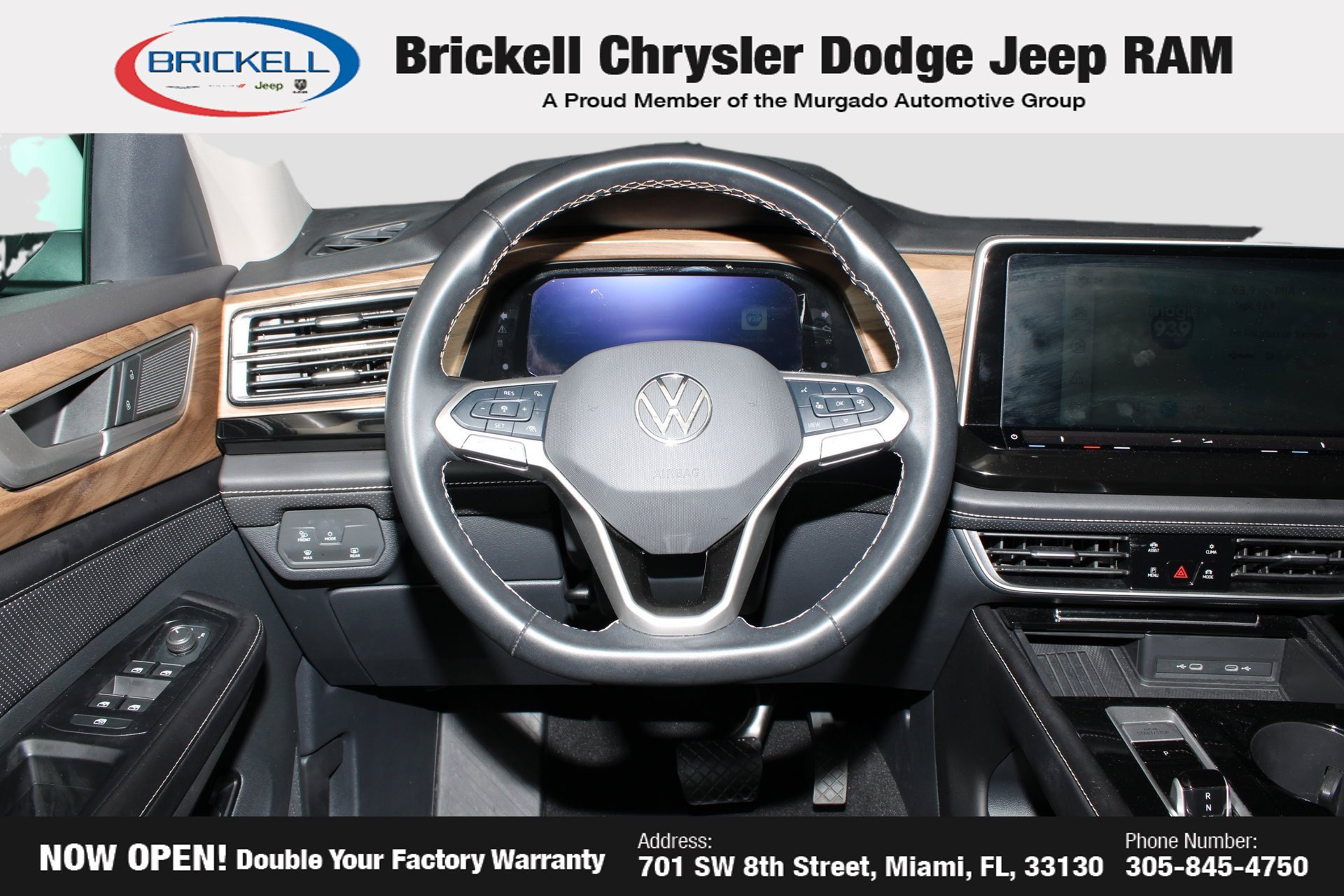 Used 2025 Volkswagen Atlas SE FWD image 16