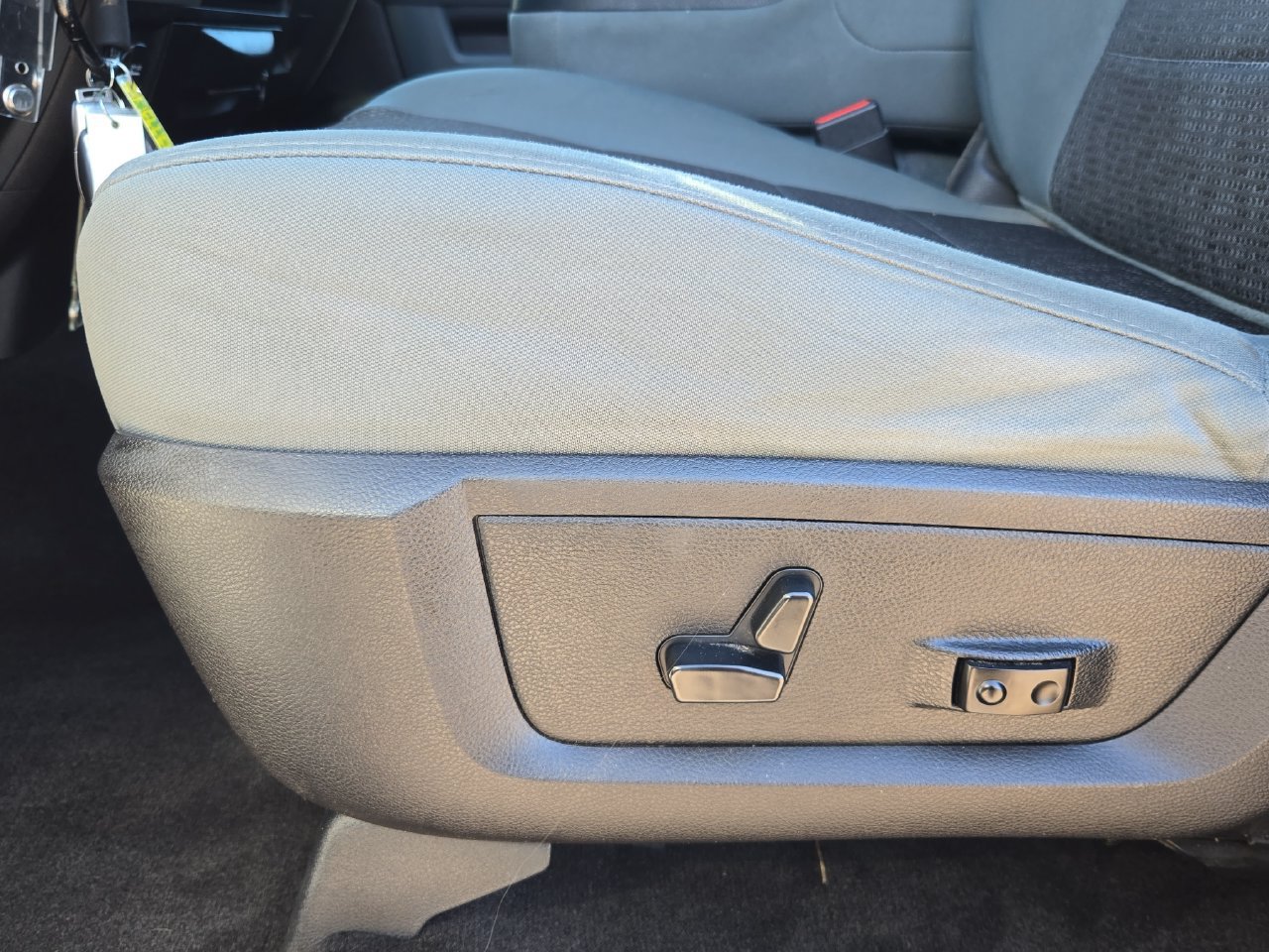 Used 2016 RAM 1500 Big Horn AWD/4WD image 28