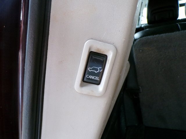 Used 2015 Nissan Armada Platinum w/ 2nd Row Captain Seat Package image 8