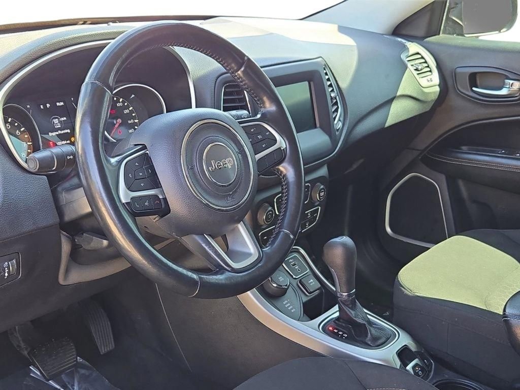 Used 2021 Jeep Compass Sport w/ Cold Weather Group image 17