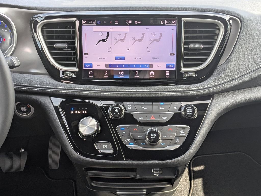 New 2026 Chrysler Pacifica Select FWD image 17