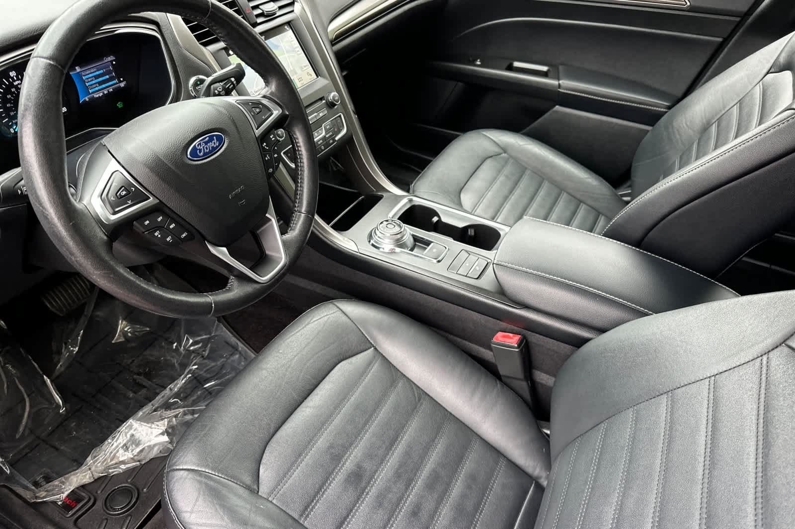 Used 2017 Ford Fusion Energi SE FWD image 11