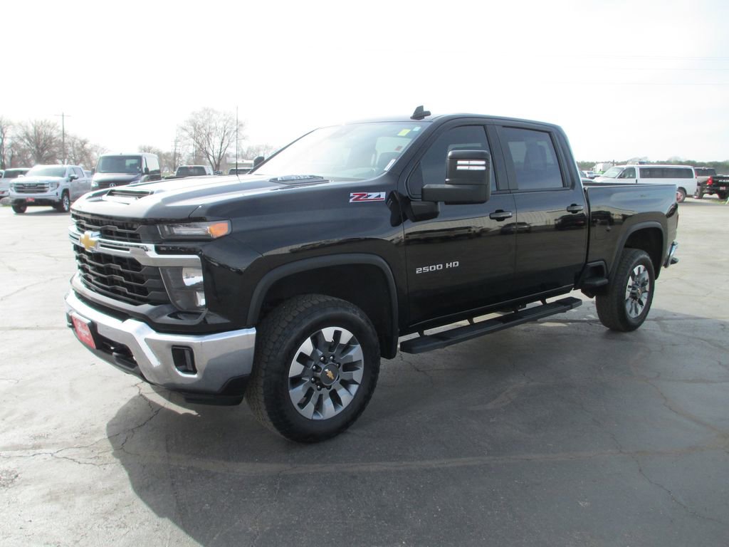 Used 2024 Chevrolet Silverado 2500 LT image 12