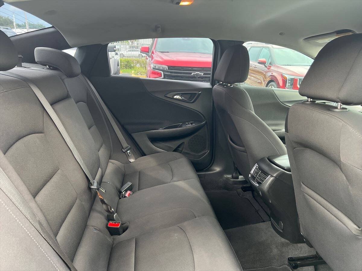 Used 2022 Chevrolet Malibu LT FWD image 9