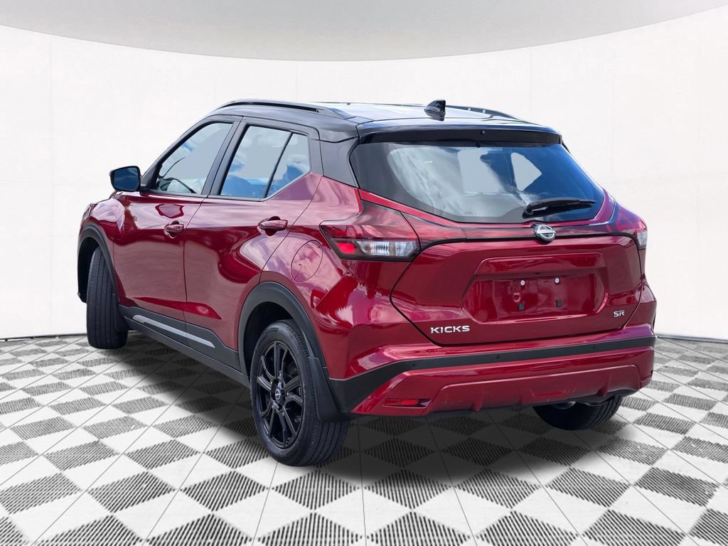 Used 2024 Nissan Kicks SR w/ SR Premium Package FWD image 23