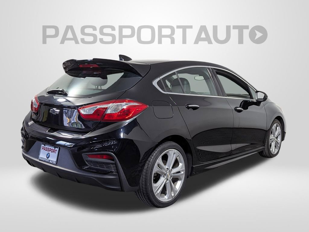 Used 2018 Chevrolet Cruze Premier FWD image 7