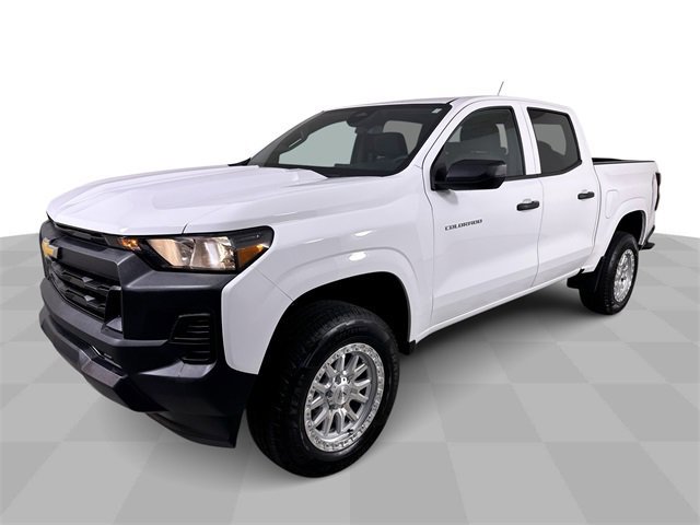 Used 2024 Chevrolet Colorado W/T image 1