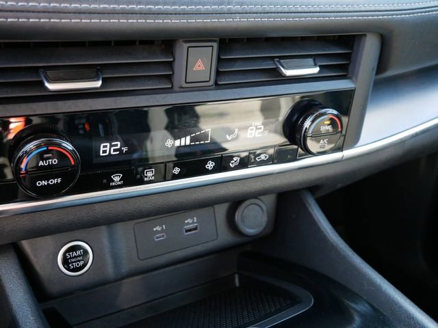 Used 2023 Nissan Rogue SV AWD/4WD image 20