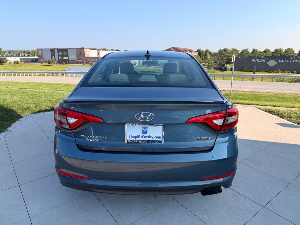 Used 2015 Hyundai Sonata SE FWD image 8
