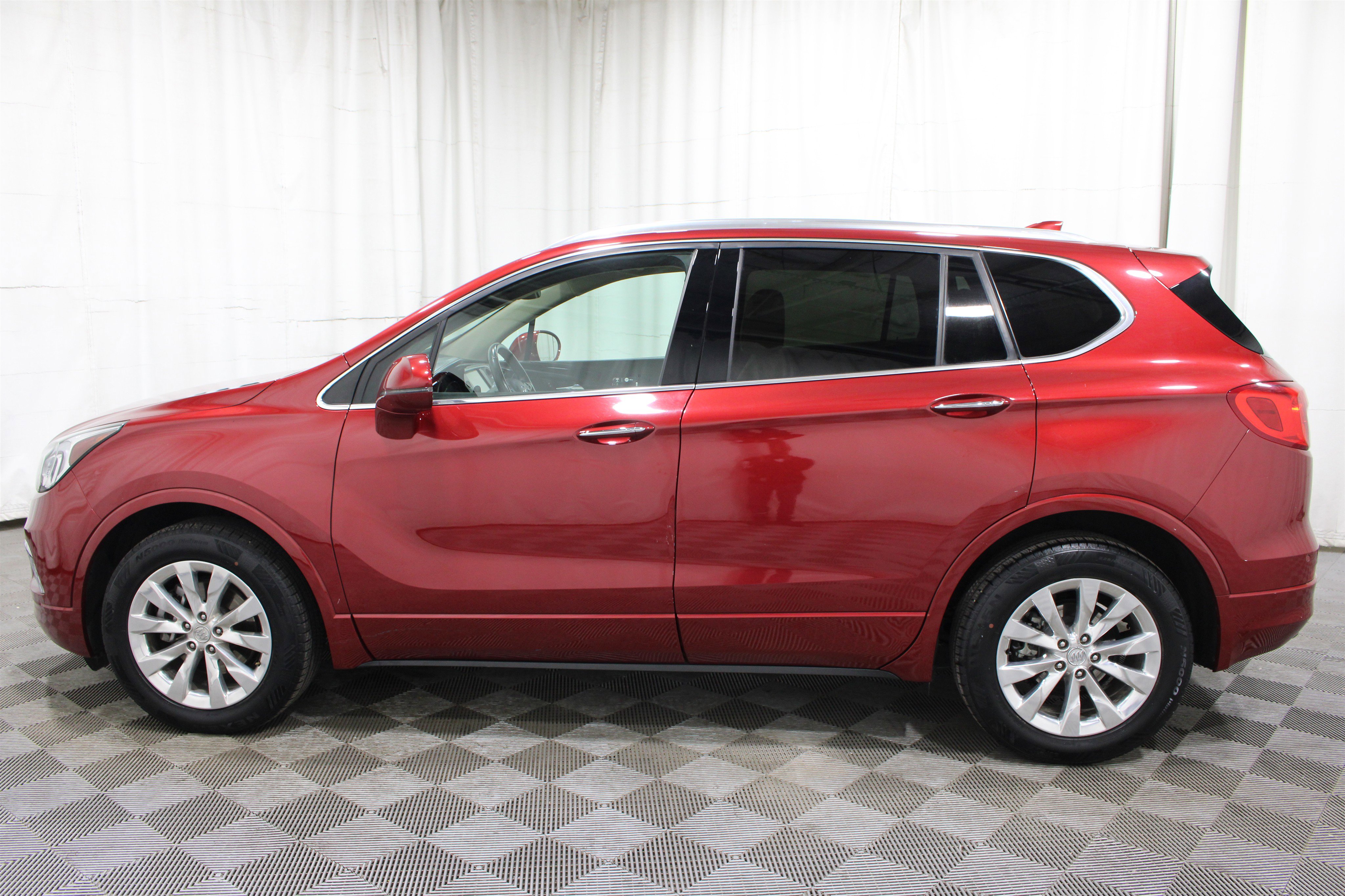 Used 2017 Buick Envision Essence image 34