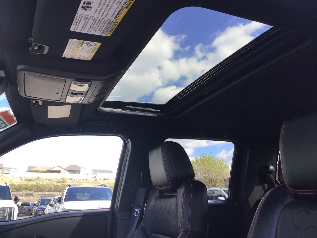 Used 2024 Nissan Frontier PRO-4X w/ Pro Premium Package image 9