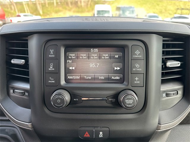 Used 2024 RAM 2500 Tradesman w/ Chrome Appearance Group image 39